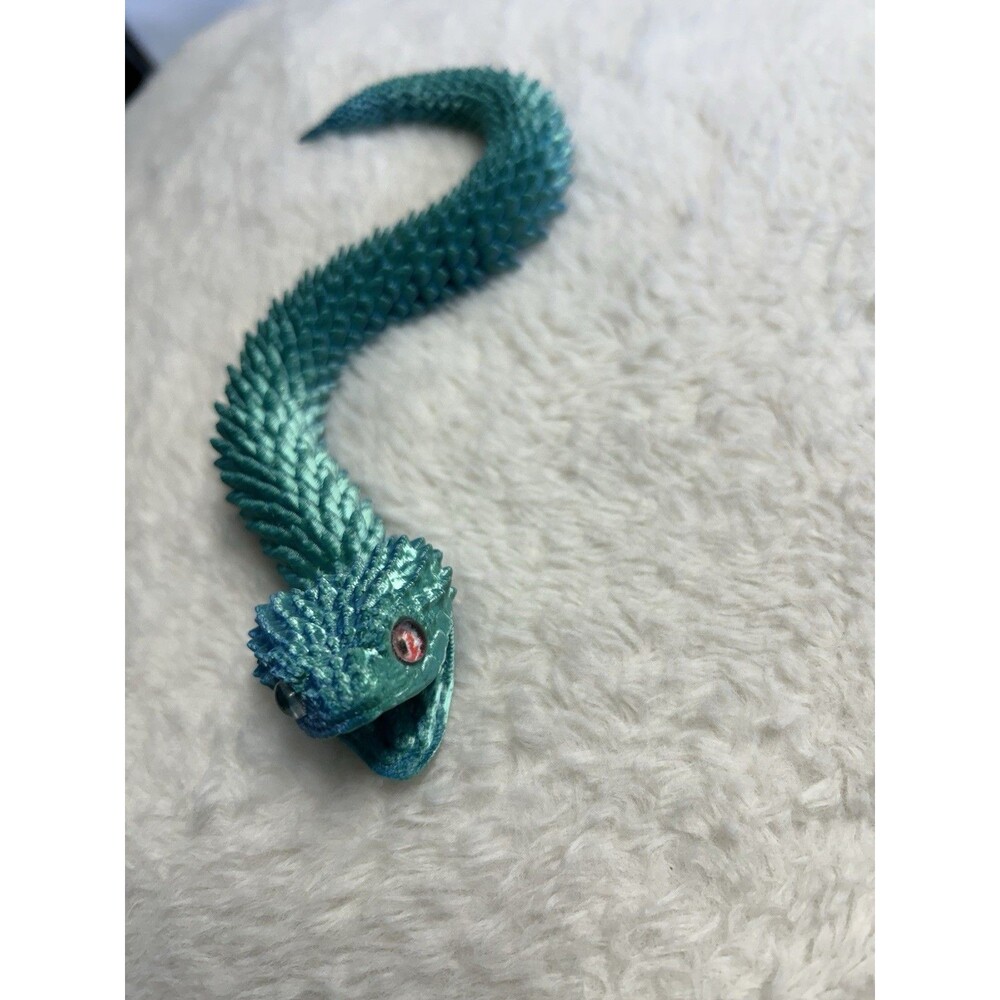 3D Printed Articulated Viper Snake. Fidget Toy.